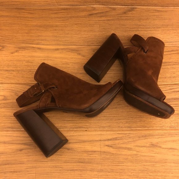 Frye Dani Shield Sling Peep Toe Ankle leather suede cognac tan Booties, 9.5 - Picture 9 of 16